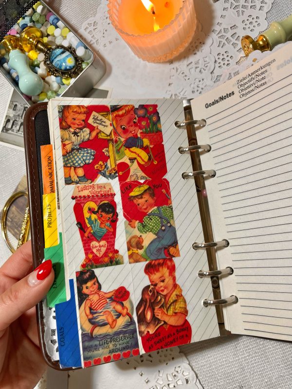 Diario / Planner 2003 vintage Intervenido con bolígrafo de perla