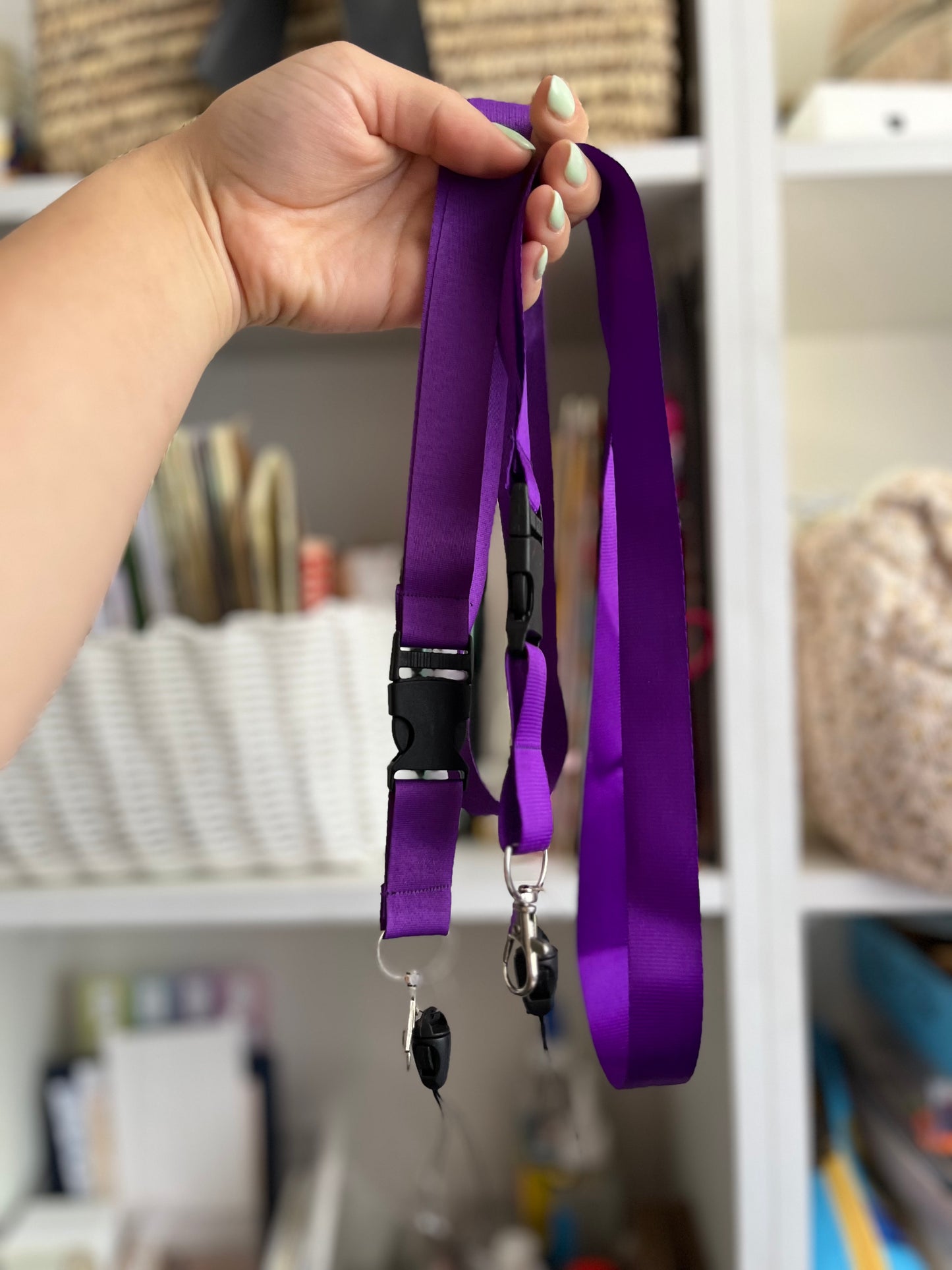 Lanyard morado