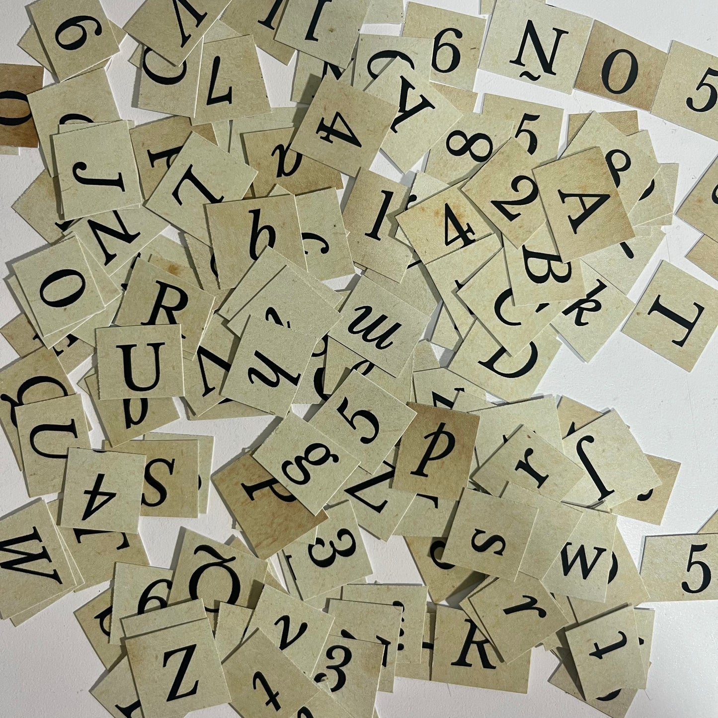 Set más de 150 stickers letras y números