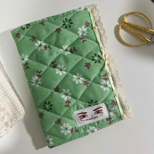 Funda de libro o journal menta florcitas