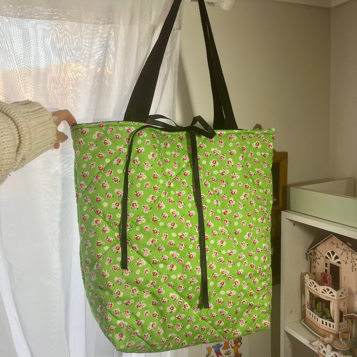 Totebag acolchado verde florcitas Accesorios Colombita