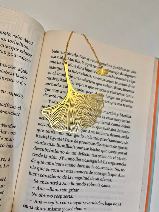Marcador de libros metálico hoja de ginkgo