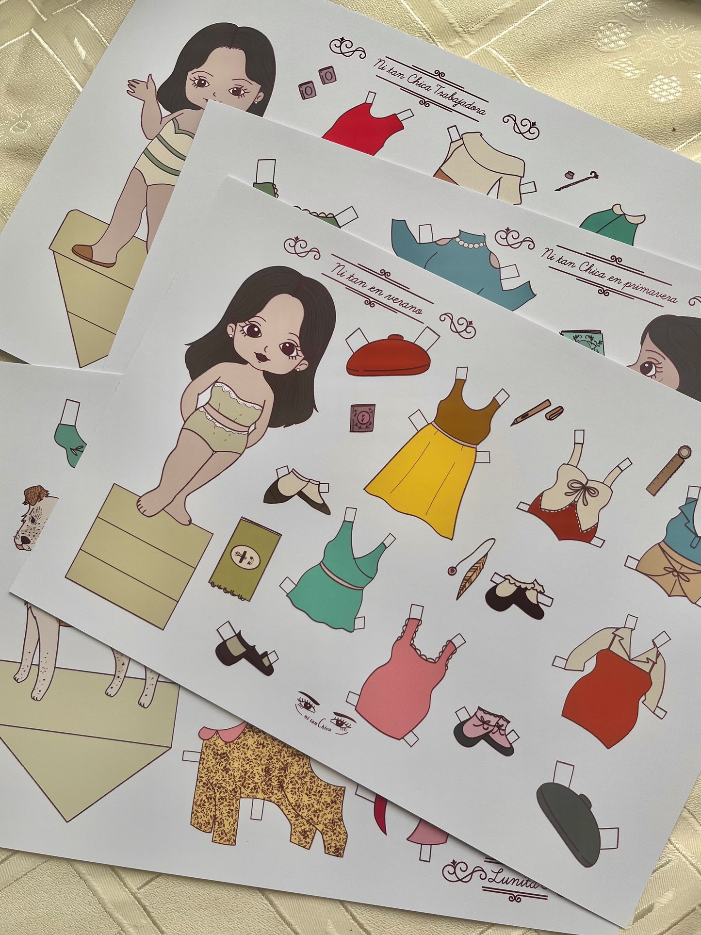 Caja Premium 7 muñequitas recortables